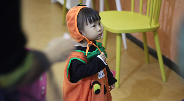 NYC紐約國(guó)際溫州鹿城早教中心：Trick or Treat~萬(wàn)圣節(jié)活動(dòng)回顧